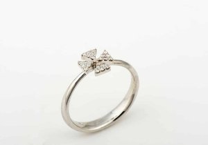 Λευκόχρυσο δαχτυλίδι με διαμάντι Εκλεκτά Κοσμήματα