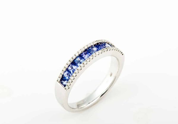 Λευκόχρυσο δαχτυλίδι με αμέθυστο και διαμάντια Εκλεκτά Κοσμήματα