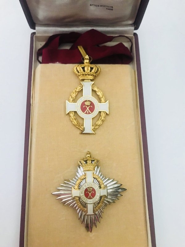 Τάγμα Γεωργίου Ά, ανώτερος Ταξιάρχης,Arthus Bertrand Παράσημα - Στρατιωτικά μετάλλια - Τάγματα αριστείας
