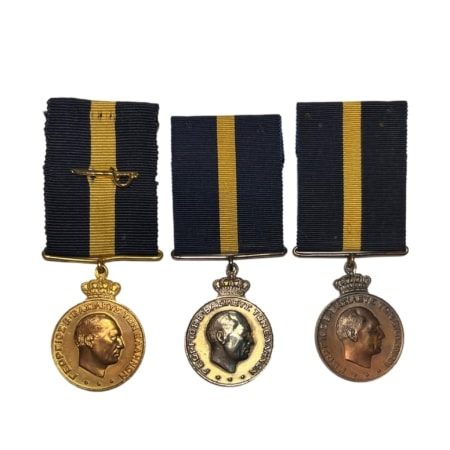 Μετάλλιο Ευδοκίμου Υπηρεσίας Υπαξιωματικών Ναυτικού 1937 , 3 τάξεις Παράσημα - Στρατιωτικά μετάλλια - Τάγματα αριστείας
